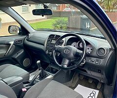 2004 Toyota RAV4 - Image 6/7