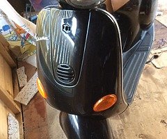 2002 Piaggio Vespa ET2 50cc