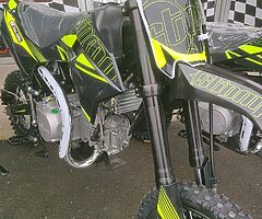 2022 Stomp  Pitbikes - Image 4/8