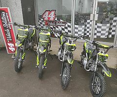 2022 Stomp  Pitbikes - Image 6/8