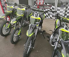 2022 Stomp  Pitbikes - Image 7/8