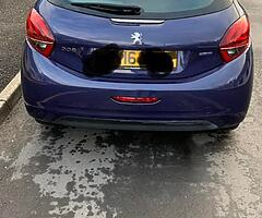 Peugeot 208 - Image 3/4