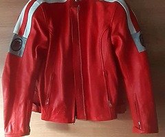 Ladies large leather bike jacket - Image 4/4