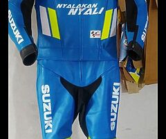 Motorbike Customized suit included boots gloves complete set with original quality in best price