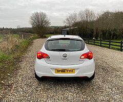 2012 Vauxhall Astra - Image 4/10