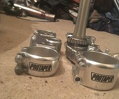 Yamaha yzf triple clamps