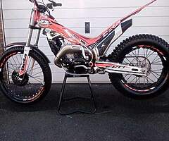 Beta evo 200 trials bike - Image 10/10