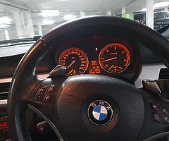 bmw 330D 2007 - Image 5/6