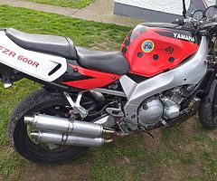 Fzr 600 - Image 6/6