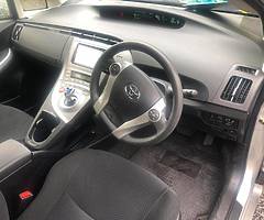 Toyota Prius 2014 - Image 6/7