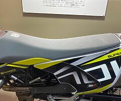 2020 Husqvarna 701 - Image 10/10