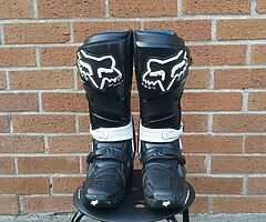 Variety of motocross equipment.
Boots, helmet,chest protector and neck brace. - Image 10/10