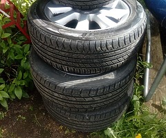 Toyota avensis alloys new tyres