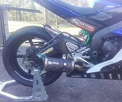 2006 yamaha r6 - Image 8/10