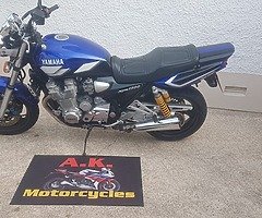 2002 Yamaha XJR1300