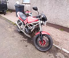 93 Suzuki gsf400 bandit not kawasaki Honda 125 250 500 600cc sports touring r6 yamaha motorbike swap