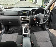 2006 toyota Corolla - Image 4/10