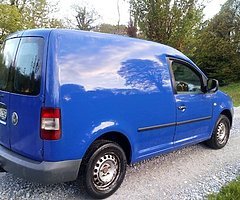 2007 VW Caddy 1.9 TDi. Price €1250. Read Description Below. Tax-CVRT expired 5 speed manual gearbox - Image 6/8