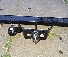 TOWBAR FOR SALE - Image 2/4