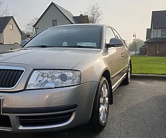 Skoda Superb 08