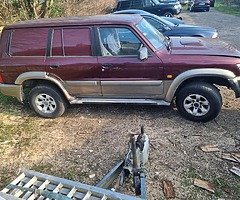 04 nissan patrol