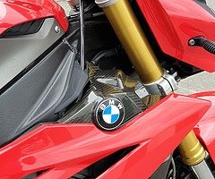 BMW s1000r