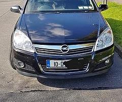 Opel Astra Club 2010