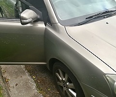 Toyota avensis 2006