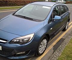 142 Opel Astra Estate 1.3 Diesel With Tax and Nct