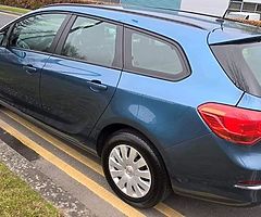 142 Opel Astra Estate 1.3 Diesel With Tax and Nct - Image 4/10