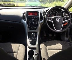 2012 astra 1.7 Diesel new test and tax till the 9th 19 - Image 6/9