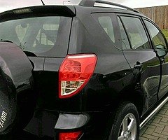 Toyota rav4 2007.