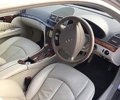 E class Mercedes - Image 8/10