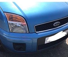 Anyone have a drivers side head light for 2010 Ford Fusion