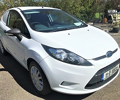 11 Fiesta 1.4 Tdci Van, Doe & Tax €2350 Call [hidden information] - Image 3/8