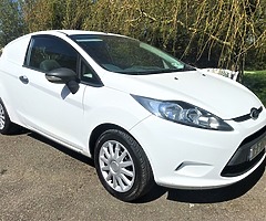 11 Fiesta 1.4 Tdci Van, Doe & Tax €2350 Call [hidden information] - Image 7/8