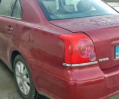 toyora avensis 1,6 petrol