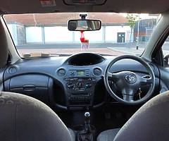 04 TOYOTA YARIS 1L VVT-I TERRA - Image 5/10