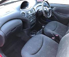 04 TOYOTA YARIS 1L VVT-I TERRA - Image 7/10