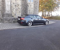 Lexus is220d