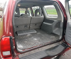 Suzuki grand vitara xl7 crewcab 5seater