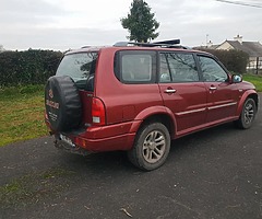 Suzuki grand vitara xl7 crewcab 5seater