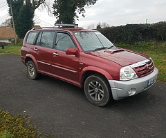 Suzuki grand vitara xl7 crewcab 5seater