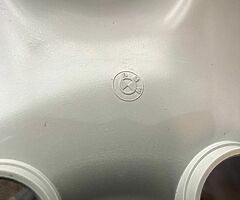 Mini Cooper wheel covers - Image 3/3