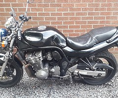 SUZUKI BANDIT 600