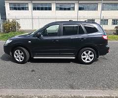 Hyundai Santa Fe 4wd 7 seater