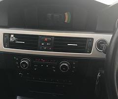 2011 BMW320D