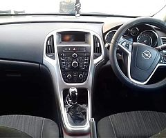 Opel Astra 2012