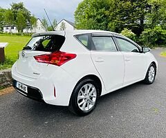 131 Toyota Auris 1.4 Diesel, quick sale - Image 5/10