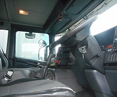 FOR SALE: Scania P 360 Tipper - Image 7/10